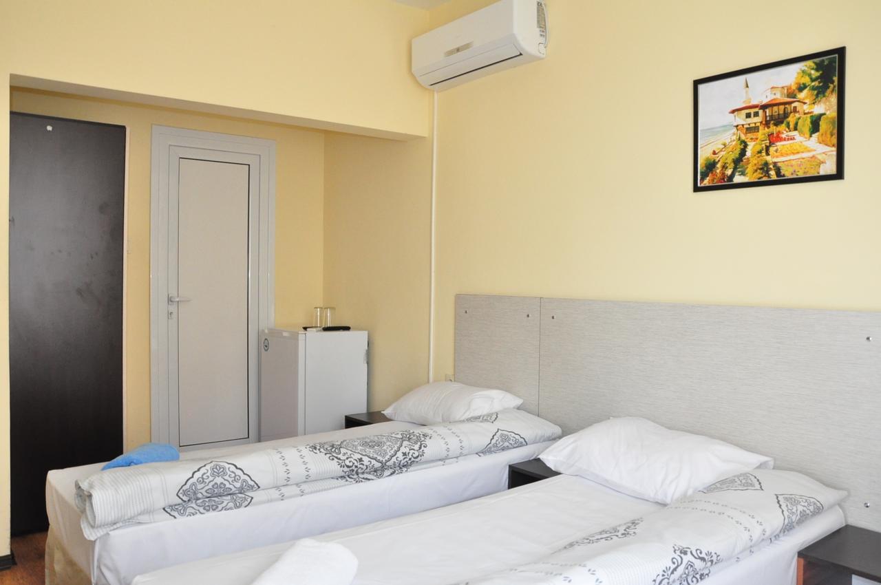 Guest Rooms Simona Opanets Ngoại thất bức ảnh