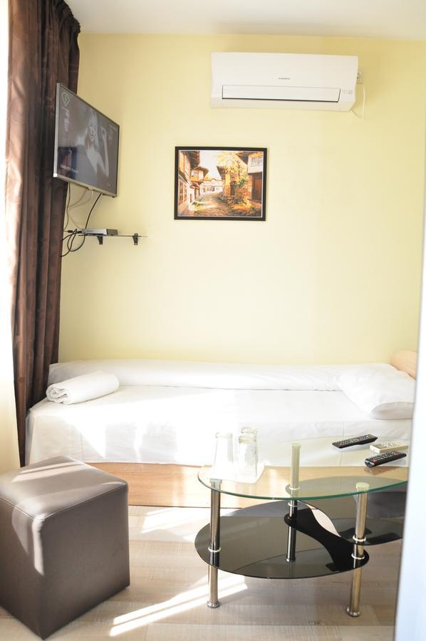 Guest Rooms Simona Opanets Ngoại thất bức ảnh