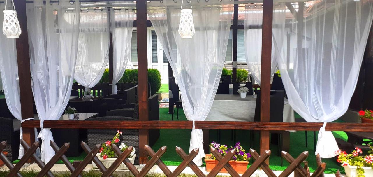Guest Rooms Simona Opanets Ngoại thất bức ảnh